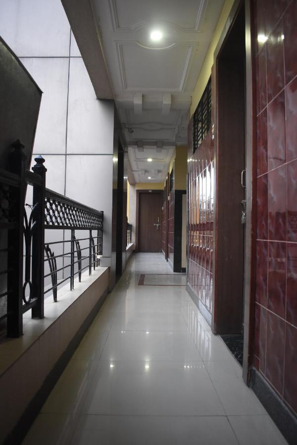 Hotel Sai Vishwa Shirdi Buitenkant foto