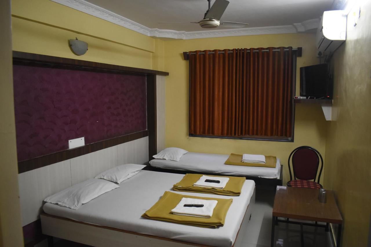 Hotel Sai Vishwa Shirdi Buitenkant foto