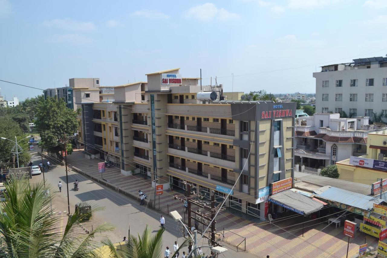 Hotel Sai Vishwa Shirdi Buitenkant foto